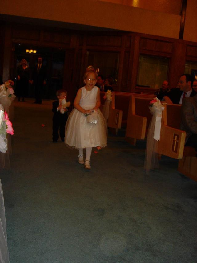 2005/03(March)/02(Mount-Wedding)/640x480_2005-03-05 18-37-21.JPG